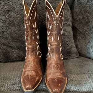 Ariat Brown Leather with floral pattern Boots size 11